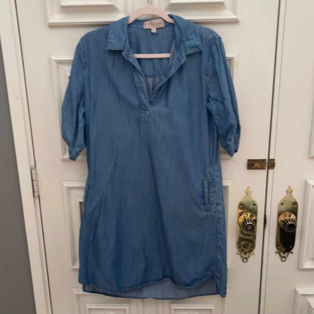Chambray Quarter Length Sleeve Dress - Size MEDIUM